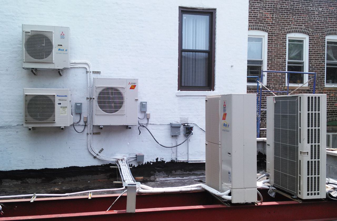 Multiple outdoor units installed in Brooklyn, NY